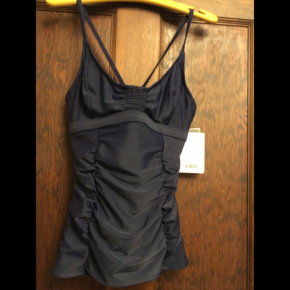 New with tag - Athleta smocked tankini blue